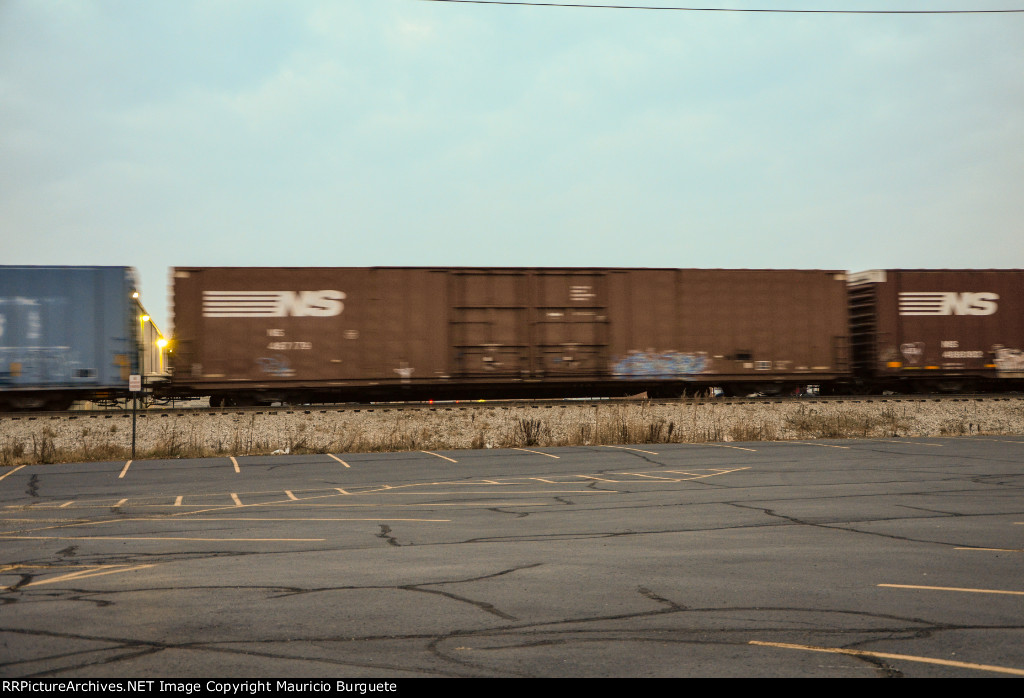 NS Box Car